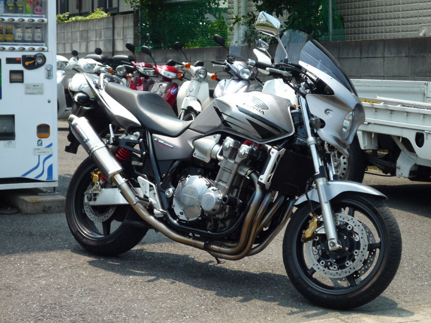 CBカスタム「トータルクラフトビキニカウル」編 : オート CBカスタム「トータルクラフトビキニカウル」編 : オート