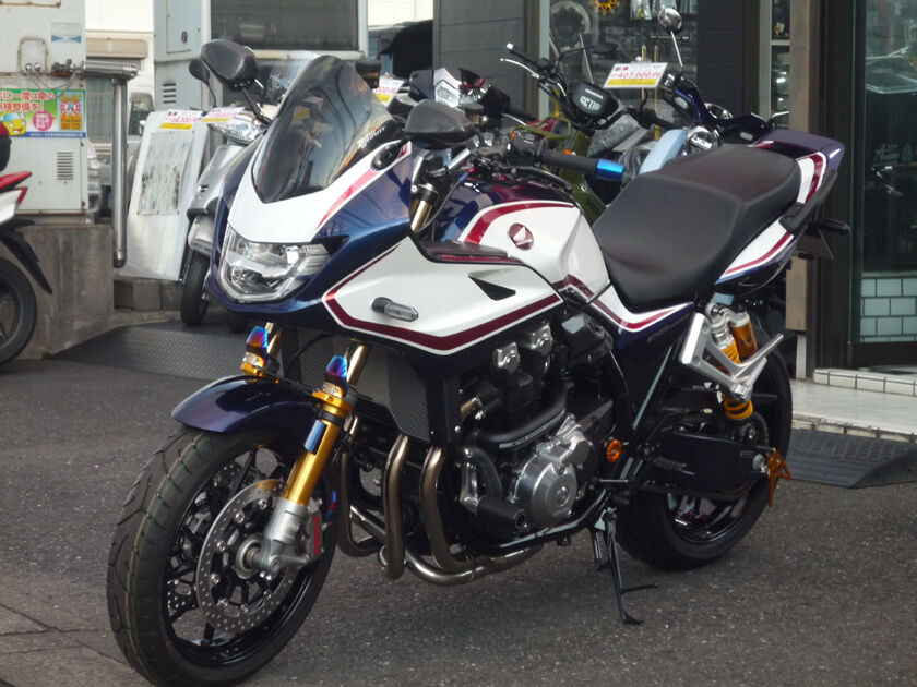 Cbカスタム Cb1300sb Spカスタム 編 中古パーツ情報ozレーシングホイール編 オートショップアオヤマのブログ