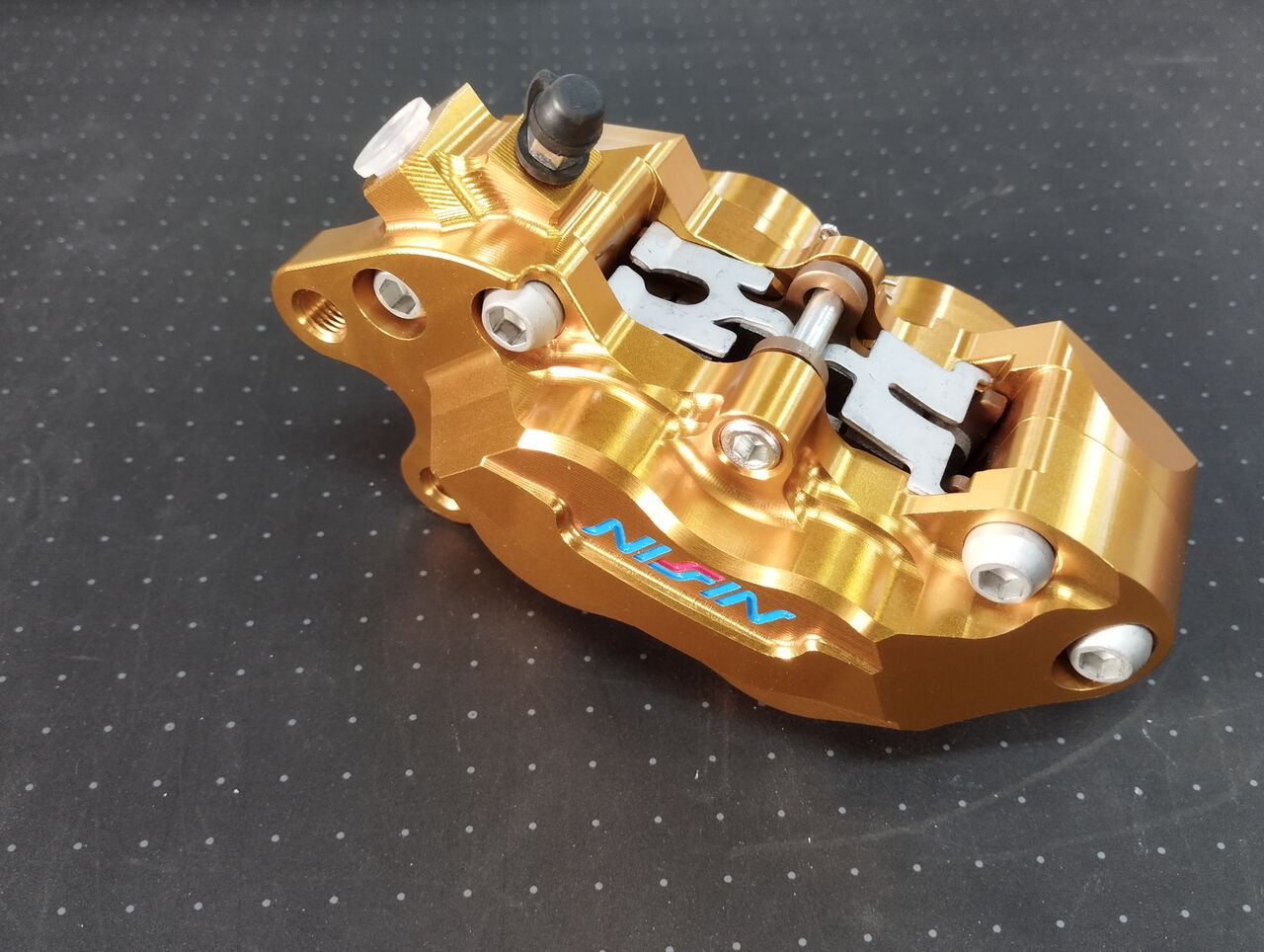 ニッシン総切削ボディアキシャルブレーキキャリパー : オートショップ