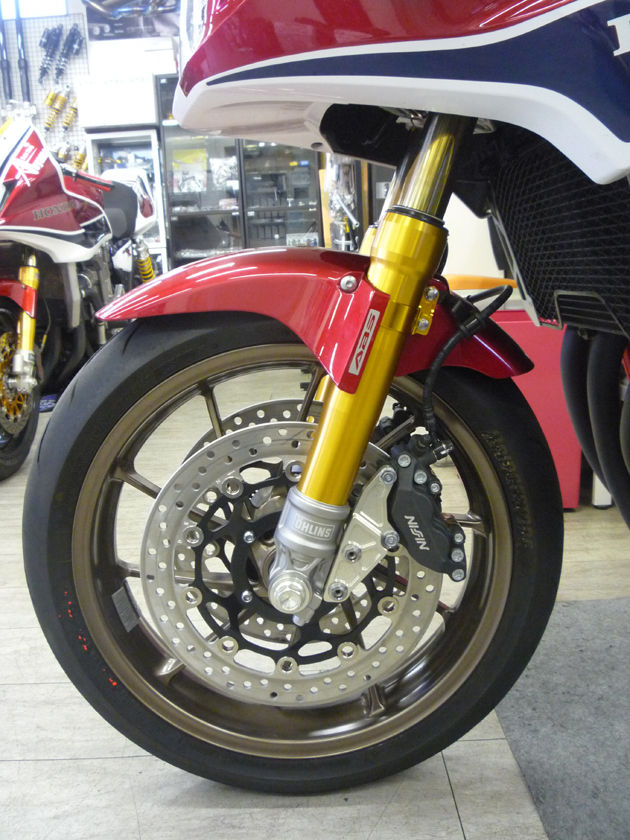 オーリンズ新型フォーク取り付け確認2014~CB1300 : オート オーリンズ新型フォーク取り付け確認2014~CB1300 : オート