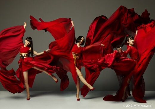 Perfumeのファッションが酷評されていた 17歳の取説