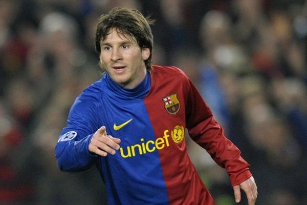 サッカー メッシは世界最高のサッカー選手か 英紙が選ぶ世界最高のサッカー選手はメッシ もしかすると 歴史上最高の選手かもしれない と大絶賛 フットボールzu サッカー メッシは世界最高のサッカー選手か 英紙が選ぶ世界最高のサッカー選手はメッシ もしかすると 歴史上最高の選手かもしれない と大絶賛 フットボールzu