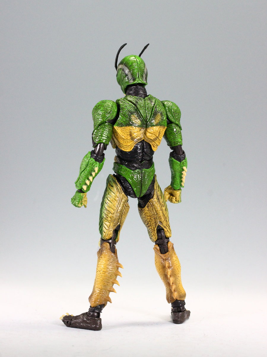 S H フィギュアーツ 仮面ライダーシン 5分で出来る反逆行為マニュアル