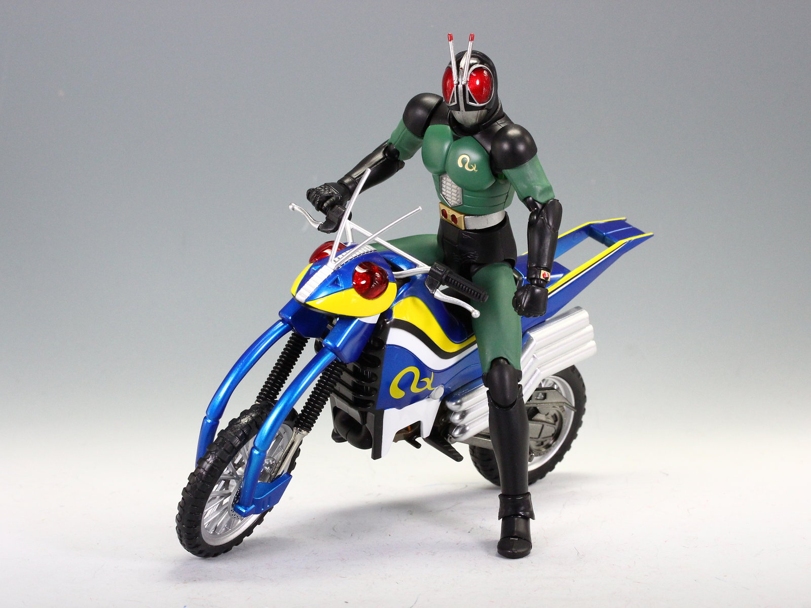新品 バトルホッパー&アクロバッター 仮面ライダーブラックRX フィギュア S.H.Figuarts EX バトルホッパー＆アクロバッター