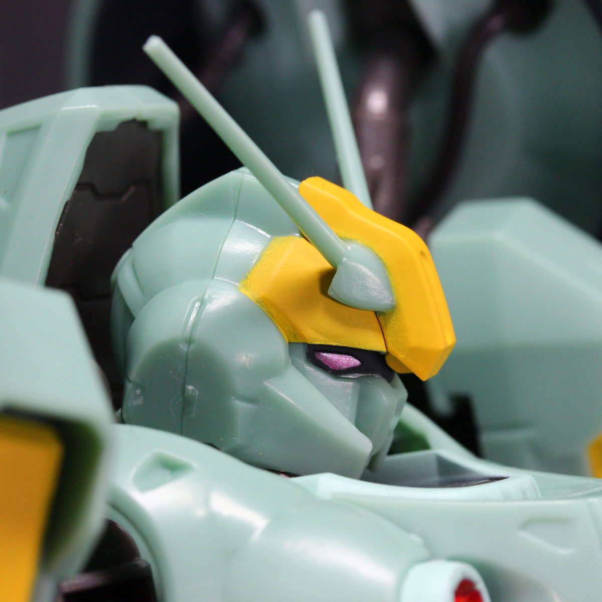 アサルトキングダム　クインマンサ　NZ-000　ASSAULT KINGDOM ガンダム食玩ポータル 機動戦士ガンダム ネオ・ジオンの気品を