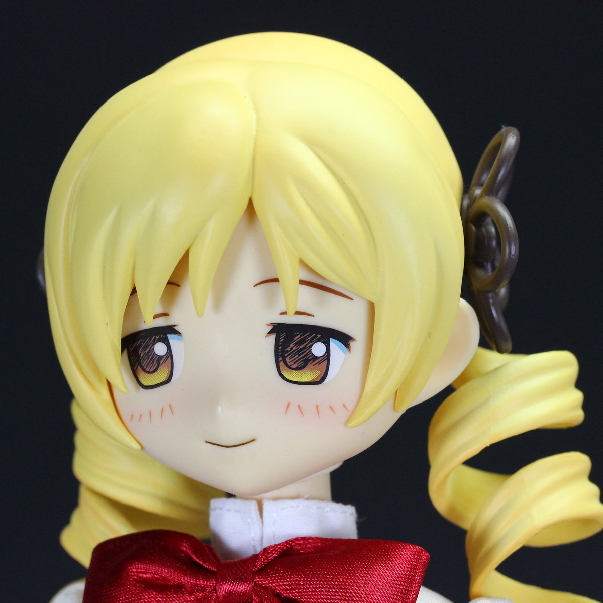 RAH リアルアクションヒーローズ 魔法少女まどか☆マギカ 巴マミ 制服 RAH リアルアクションヒーローズ 魔法少女まどか☆マギカ 巴マミ
