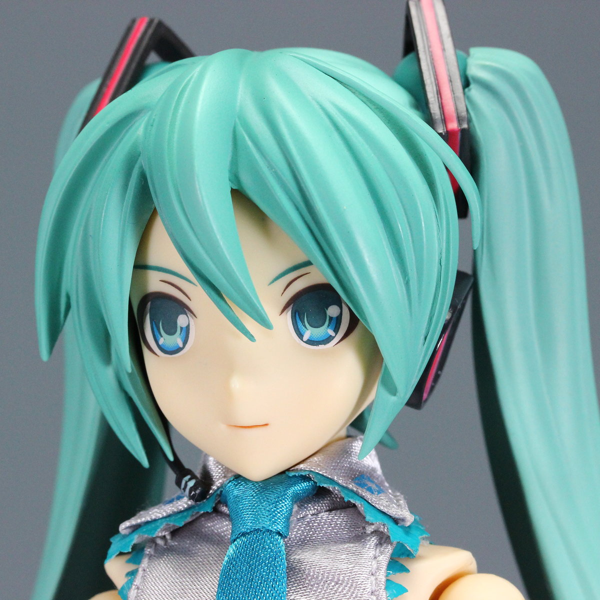 RAH リアルアクションヒーローズ 初音ミク : 5分で出来る反逆 RAH リアルアクションヒーローズ 初音ミク : 5分で出来る反逆