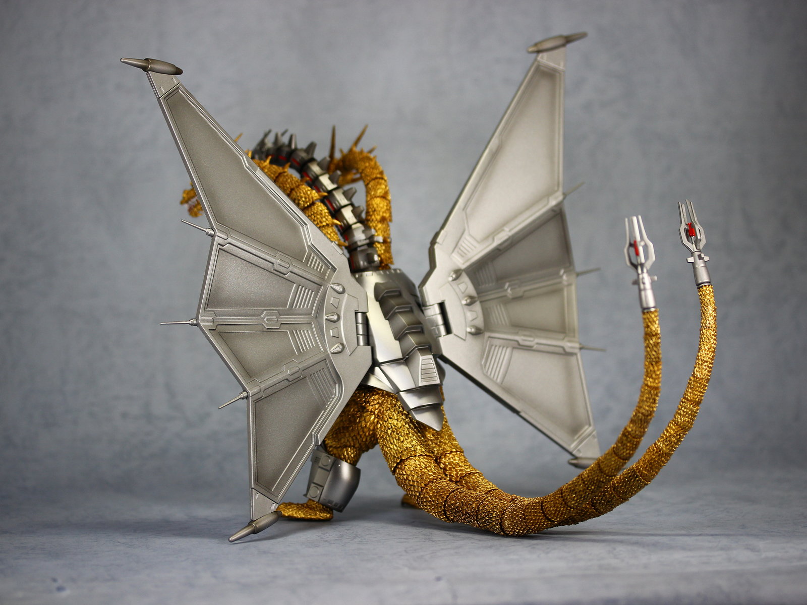 S H モンスターアーツ メカキングギドラ 5分で出来る反逆行為マニュアル S H モンスターアーツ メカキングギドラ 5分で出来る反逆行為マニュアル