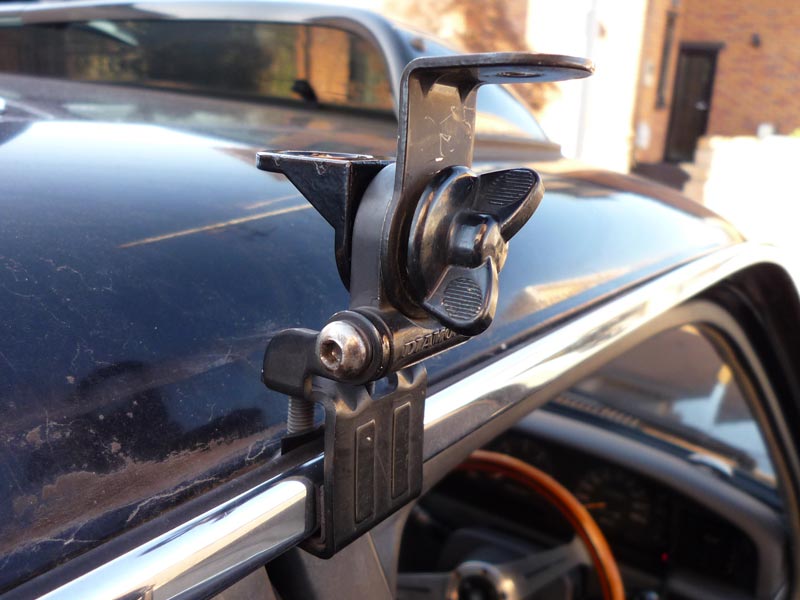 無線アンテナ設置 : ランクル80とあつぽんの関係・・・(○'ω'○)ん?