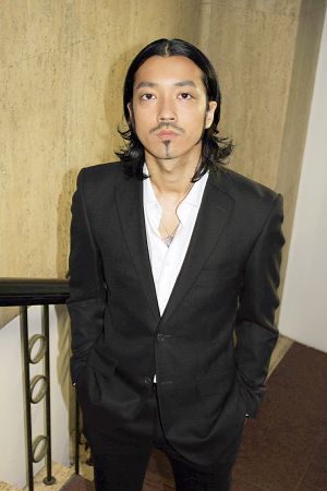 芸能 Rizeのドラマーで 俳優としても活躍中の金子ノブアキ 結婚 Laymee 代表 中村沙織さんと3月3日ハワイで挙式 2ch浪漫