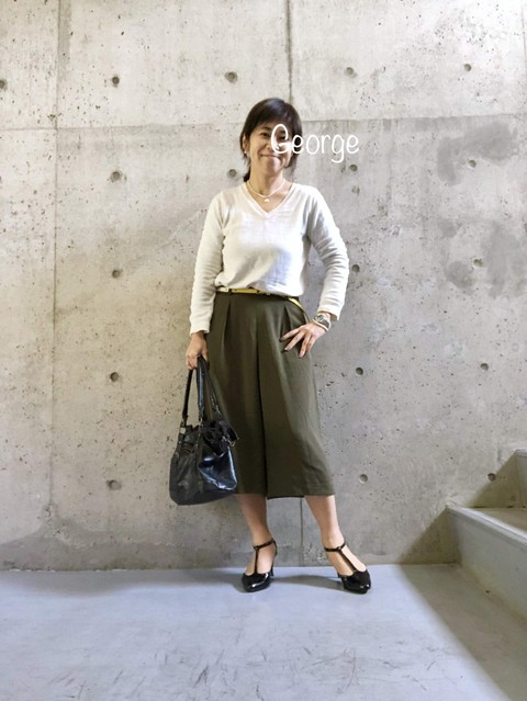 初夏の陽気 ユニクロのカーキガウチョパンツにtストラップパンプス Le Style George 初夏の陽気 ユニクロのカーキガウチョパンツにtストラップパンプス Le Style George