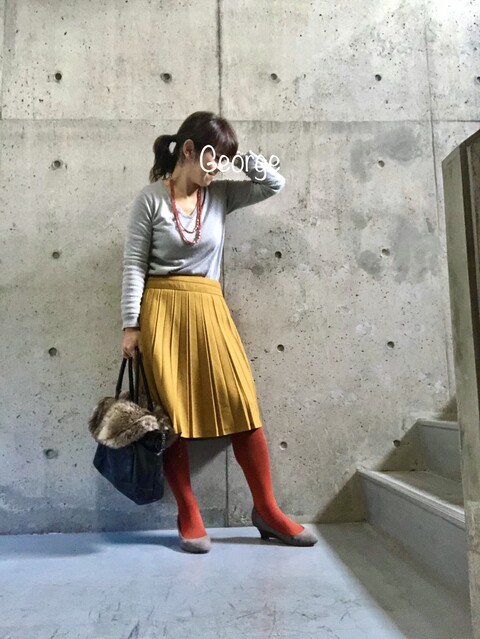 赤いカラータイツを中心にした冬のカラフルコーデ Le Style George 赤いカラータイツを中心にした冬のカラフルコーデ Le Style George