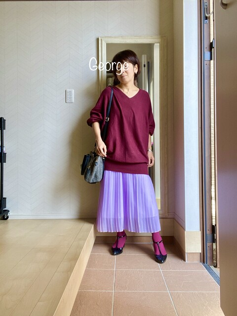 オシャレウォーカーのボルドーニット パープルと合わせたリンクコーデ Le Style George