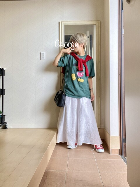 2507 ユニクロのダークグリーンミッキーtシャツで Gwの初夏コーデ Le Style George