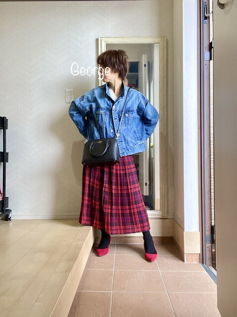 2326 ユニクロのパーカー デニムジャケットを使った 春色リンクコーデ Le Style George