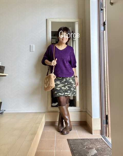 1222 パープルニット 迷彩スカートに合わせた大人色コーデ Le Style George 1222 パープルニット 迷彩スカートに合わせた大人色コーデ Le Style George