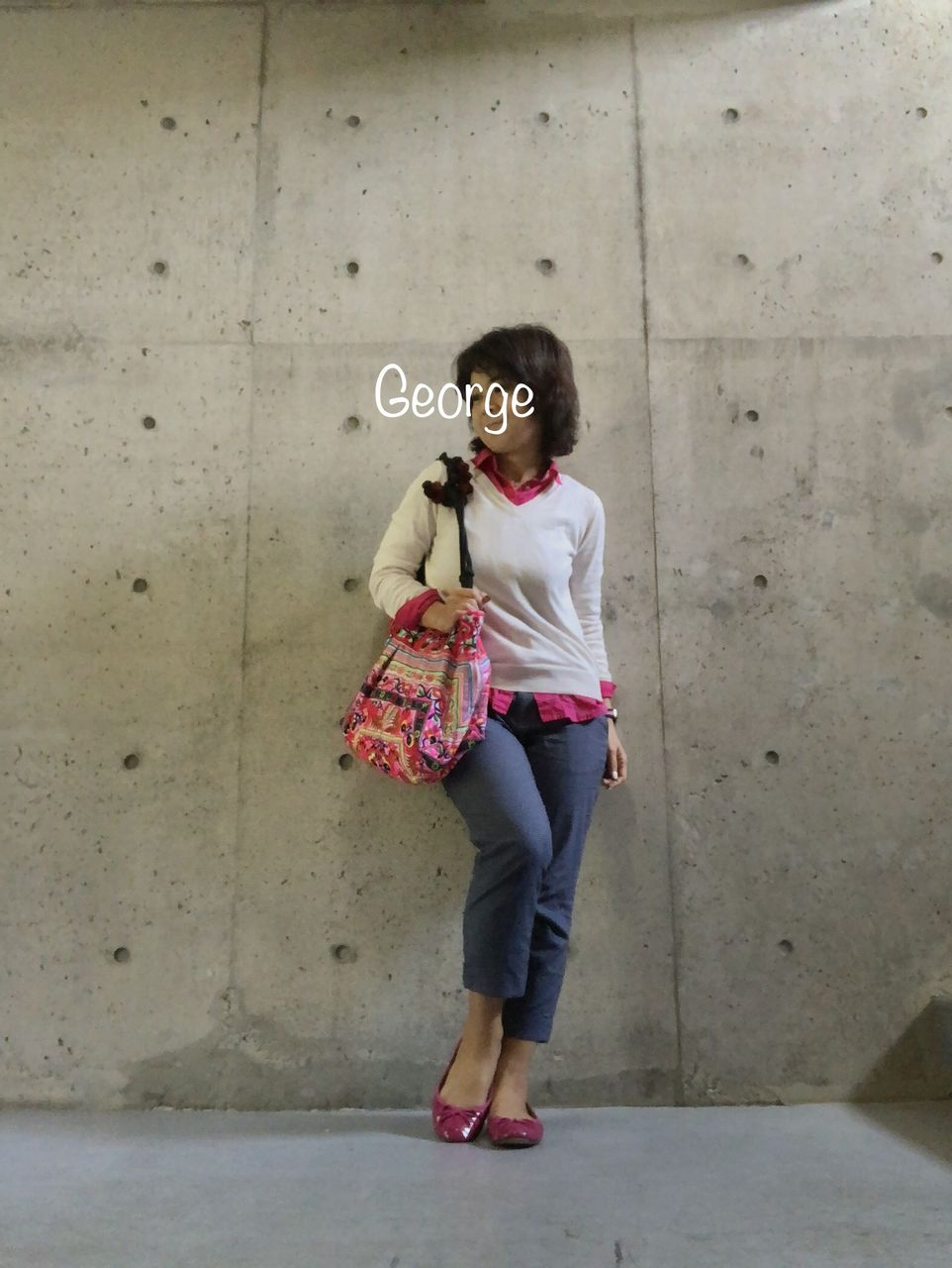 ユニクロのショッキングピンクシャツでオフィスコーデ Le Style George