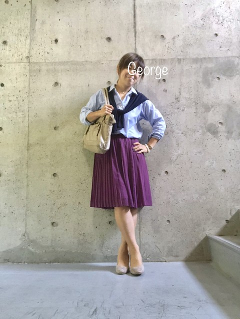 ユニクロの紫プリーツスカート 寒色コーデ Le Style George