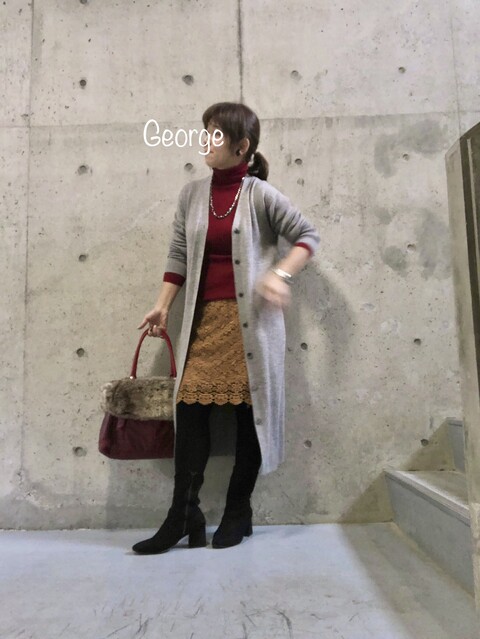 ロエベ カーディガン レディース の通販 20点 Loeweのレディースを買うならラクマ