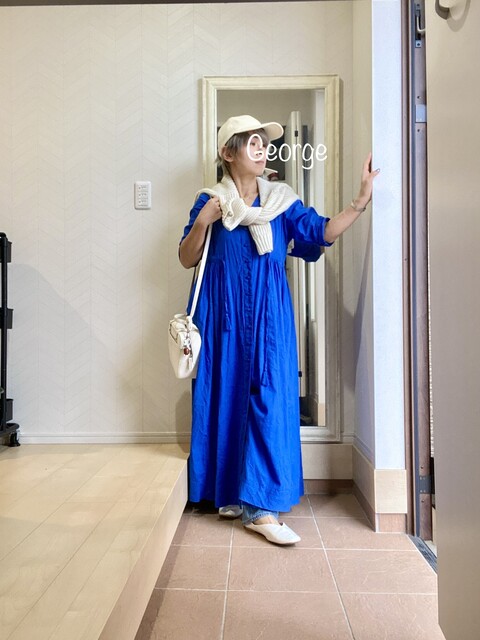 2426 Studio Clipのブルーワンピース 白小物と合わせたさわやかコーデ Le Style George