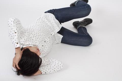 画像20190602倒れる 写真AC