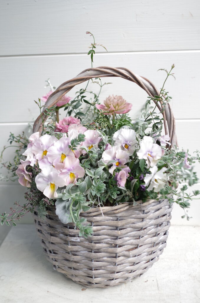 人気のくすみカラーを素敵に ギャザリングの色合わせってどうするの トヨダ的色合わせ術 ４月始動テクニカルレッスン詳細の巻 フラワーガーデン花音