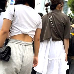 【画像】令和最新女子さんの驚愕ファッションが話題になってしまうｗｗｗｗｗｗｗ