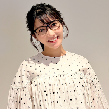 【画像】気象予報士の久保井朝美さん、眼鏡お○ぱいがエ□すぎるｗｗｗｗｗｗｗ