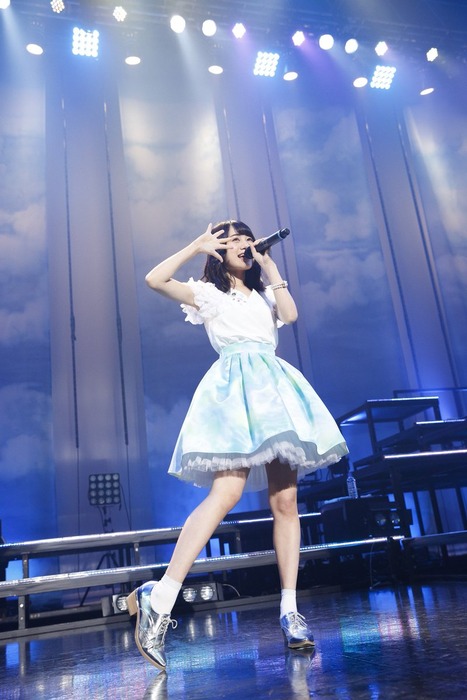 伊藤美来の脚
