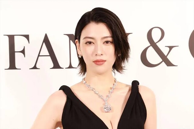 【画像】三吉彩花さん、韓国の成人映画でついに乳首解禁してしまうｗｗｗｗｗｗｗ