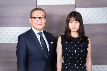 有村架純と國村隼のキスシーン