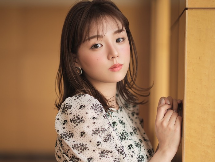 【画像】篠崎愛(34)さん、下乳ポロリが性的すぎると話題になってしまうｗｗｗｗｗｗ