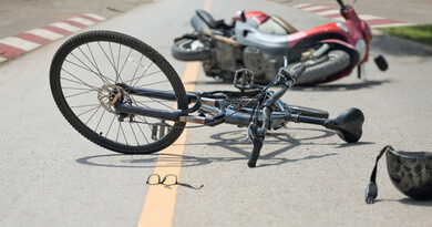 自転車とバイクの事故 