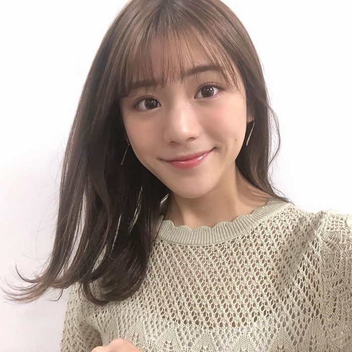 貴島明日香が胸チラ