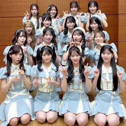 【動画】AKB48さん、1人だけ振り付けの違うメンバーが発見されてしまうｗｗｗｗｗ