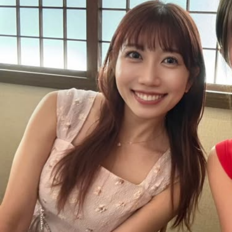 【画像】気象予報士の黒田菜月さん、ノースリ衣装で谷間大サービスしてしまうwwwwww