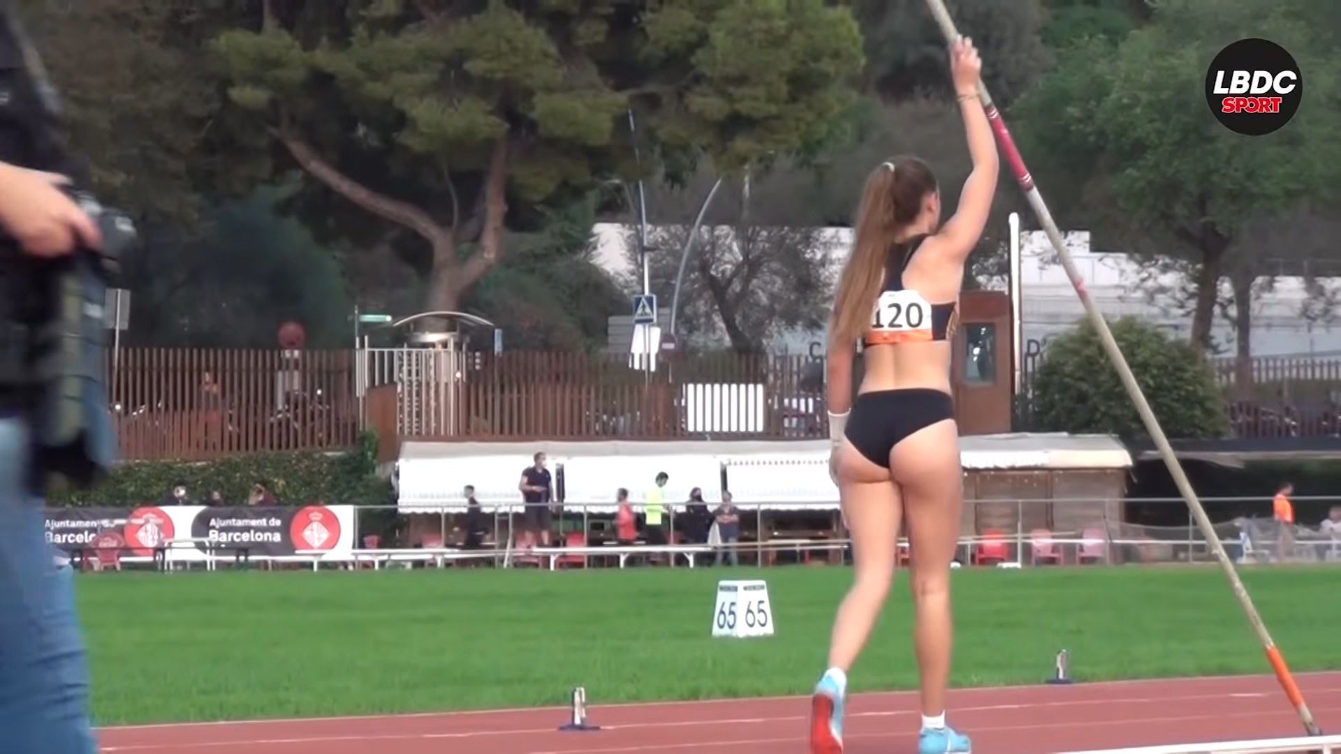 女子走高跳び エロ 画像】走り高跳び白人のムッチムチエロ尻 : 女子アナお宝画像速報-5chまとめ