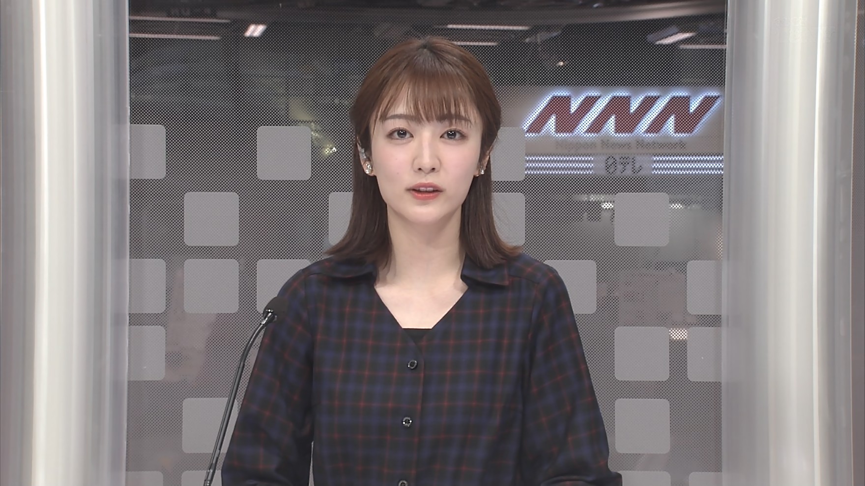 画像 日テレの滝菜月アナがウクレレをおっぱいに乗せて演奏してしまう 女子アナお宝画像速報 5chまとめ 画像 日テレの滝菜月アナがウクレレをおっぱいに乗せて演奏してしまう 女子アナお宝画像速報 5chまとめ