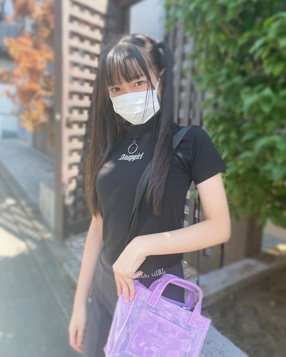 女子小学生のおっぱい