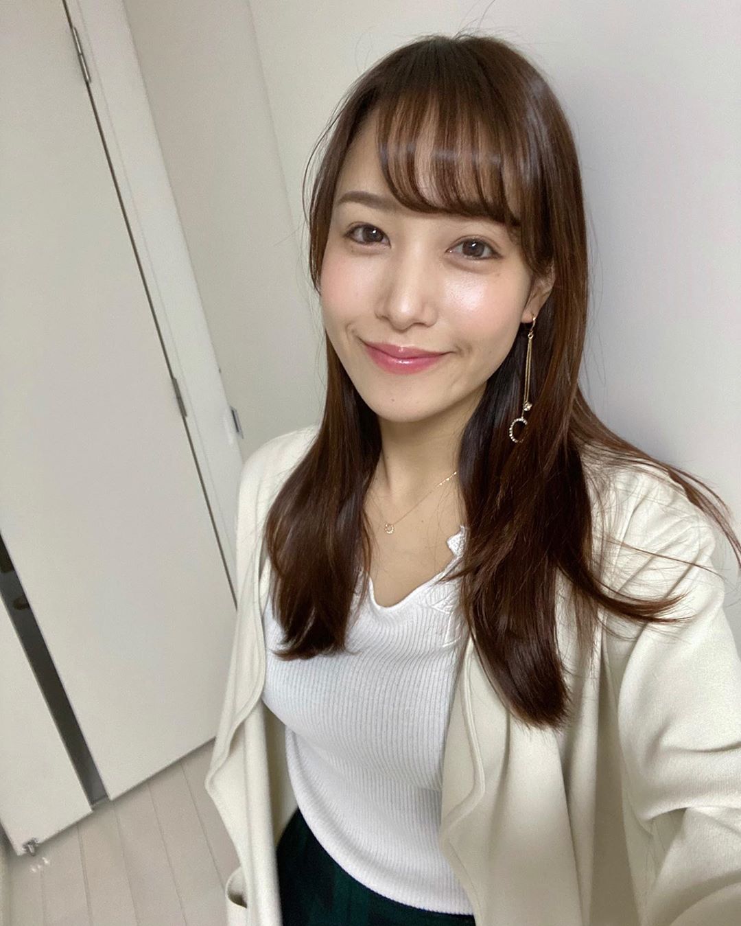 鷲見玲奈 : 【悲報】鷲見玲奈さん（30）ドラマの舌入れ濃厚キスシーンが ..., She was born in gifu, gifu prefecture.