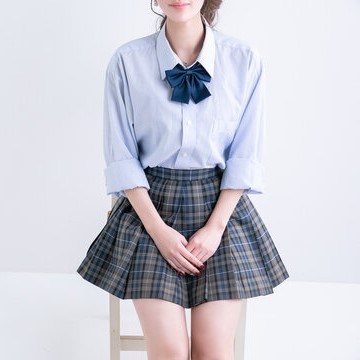 【画像】校長先生、激かわ女子生徒さんをSNSに晒してしまうｗｗｗｗｗｗｗ