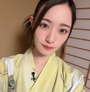 【画像】元乃木坂メンバー、グラビアで爆乳を披露