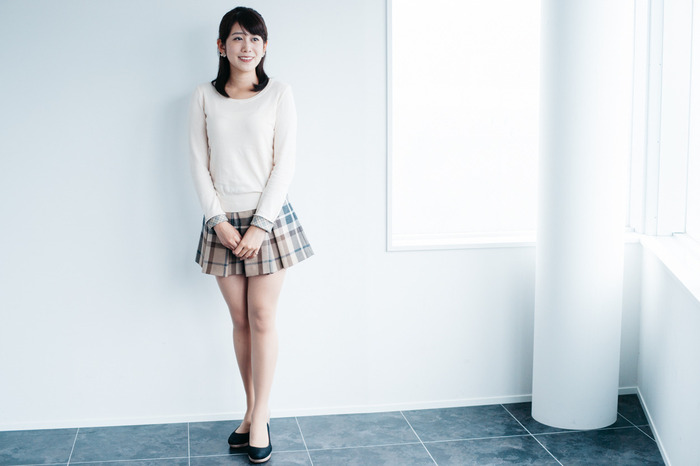 中川安奈アナの乳カーテン
