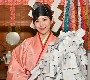 【画像】 美人すぎる神主、とんでもない撮影をしていたことが判明ｗｗｗｗ