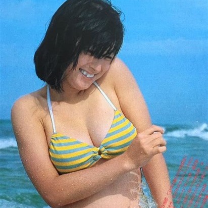 【画像】昭和のアイドルさん、リアルな身体がエ□すぎると話題になるｗｗｗｗｗｗ