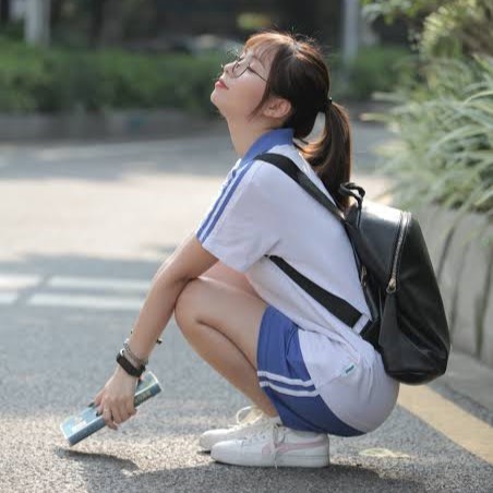 【動画】体操服女子さん、巨乳露出を寸止めしてしまうｗｗｗｗｗｗｗ