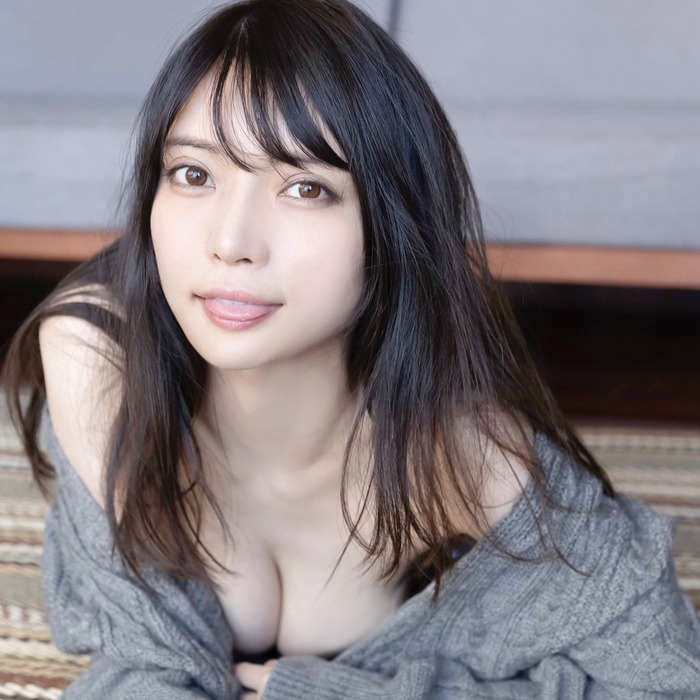 【画像】グラドルの似鳥沙也加さん、乳首出しがデフォルトになってしまうwwwwwww