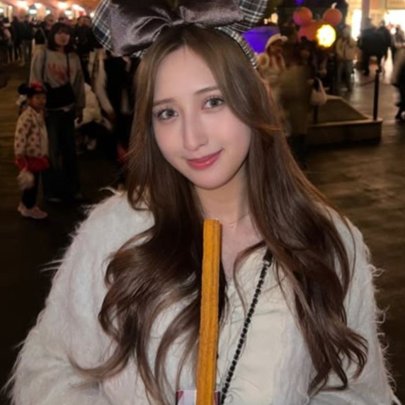 【画像】推定Ｈカップグラドルさん、令和のリア・ディゾンと名乗ってしまうｗｗｗｗｗ