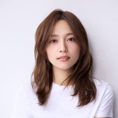 【画像】川口春奈さん、妊娠に伴い巨乳化してしまうwwwwwww