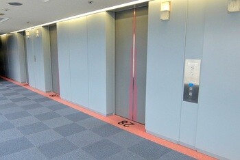 恐ろしいエレベーター